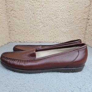 SAS Women's Simplify Slip-on Brown Leather Shoes Size 9S